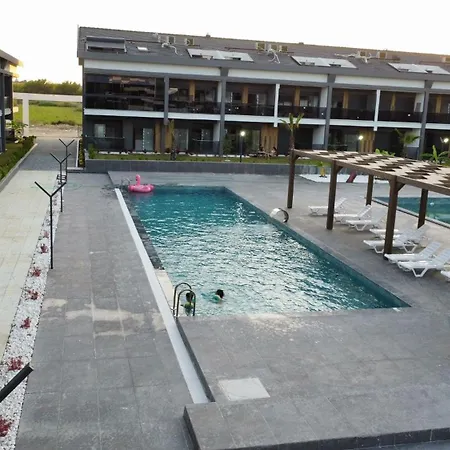 Nova Life Apartament Side